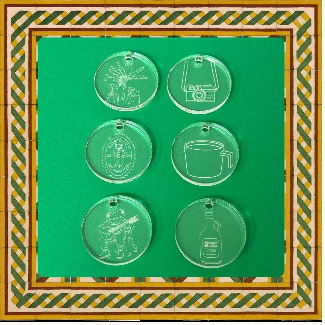 Típico Set Wine Charms