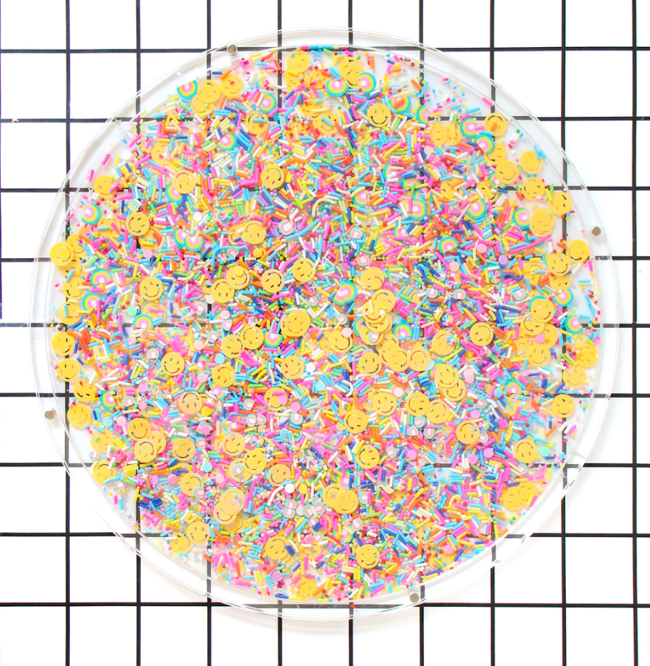 Fillable clear acrylic cake plate