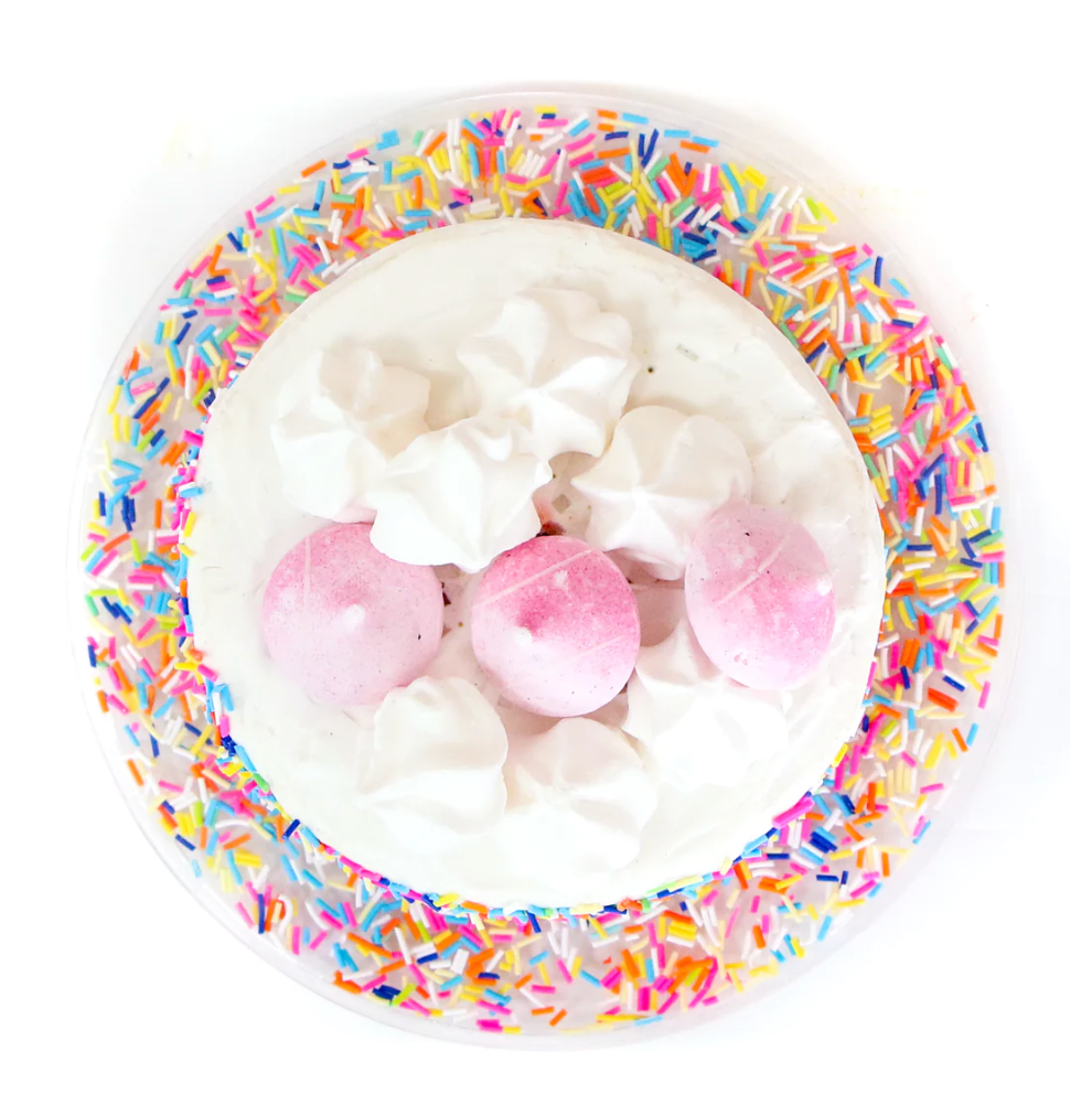 Fillable clear acrylic cake plate