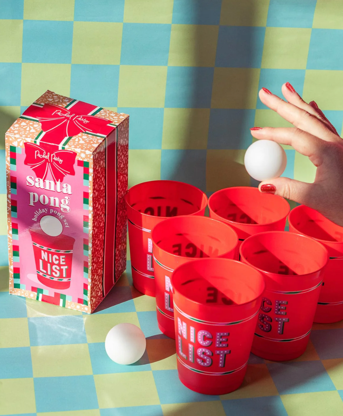 Naughty vs. Nice Holiday Party Pong Set