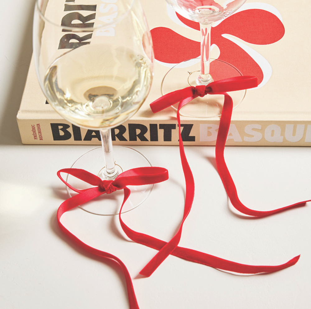Velvet Bow Wine Charm