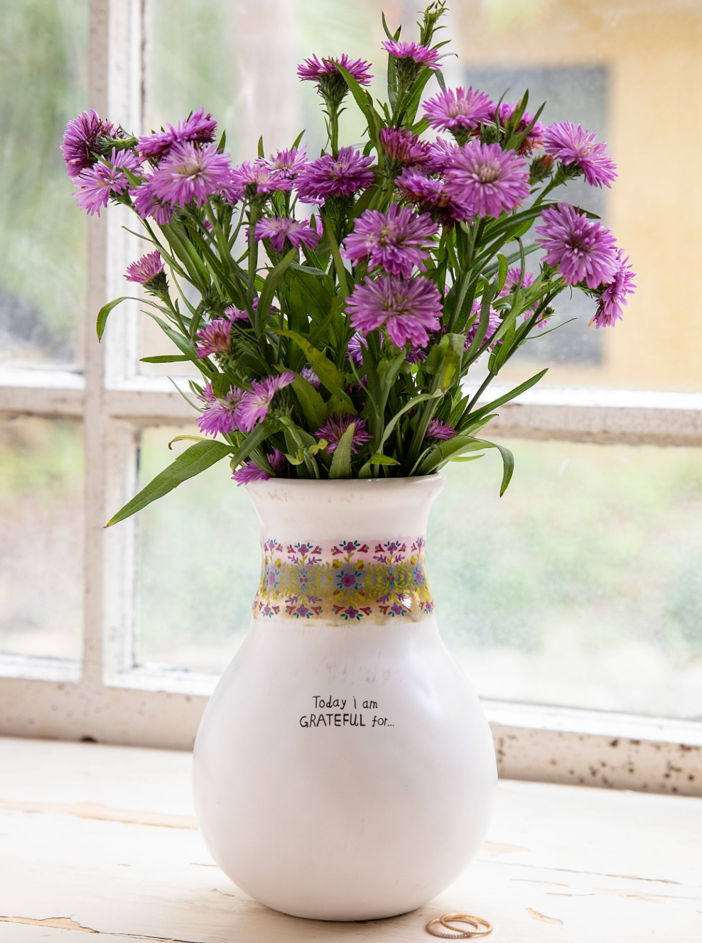 Catalina Bouquet Vase Grateful For